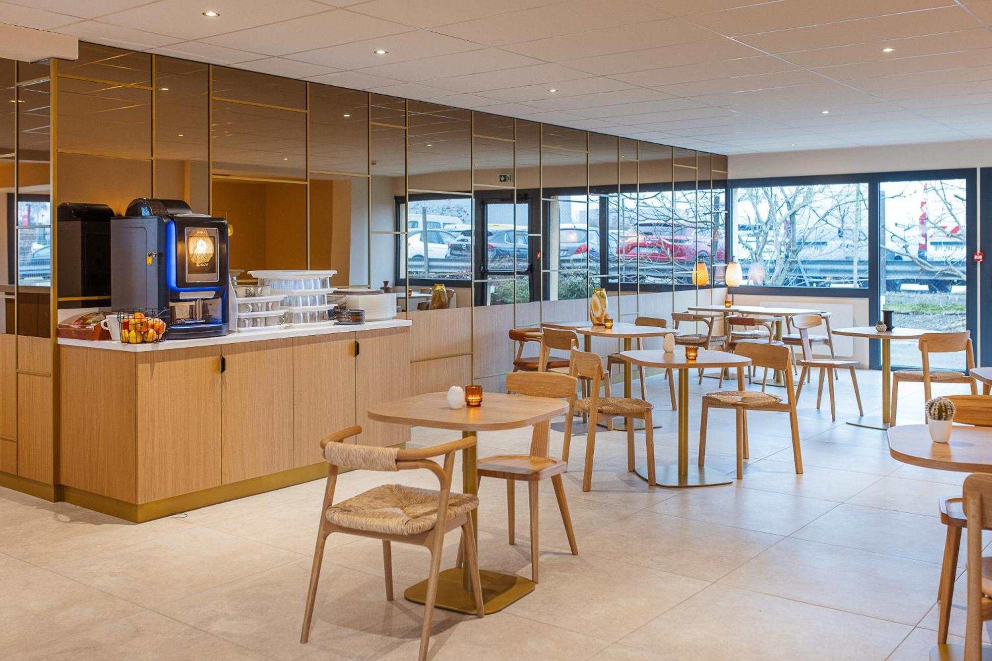 Hotel Bhoma Troyes La Chapelle-Saint-Luc Zewnętrze zdjęcie