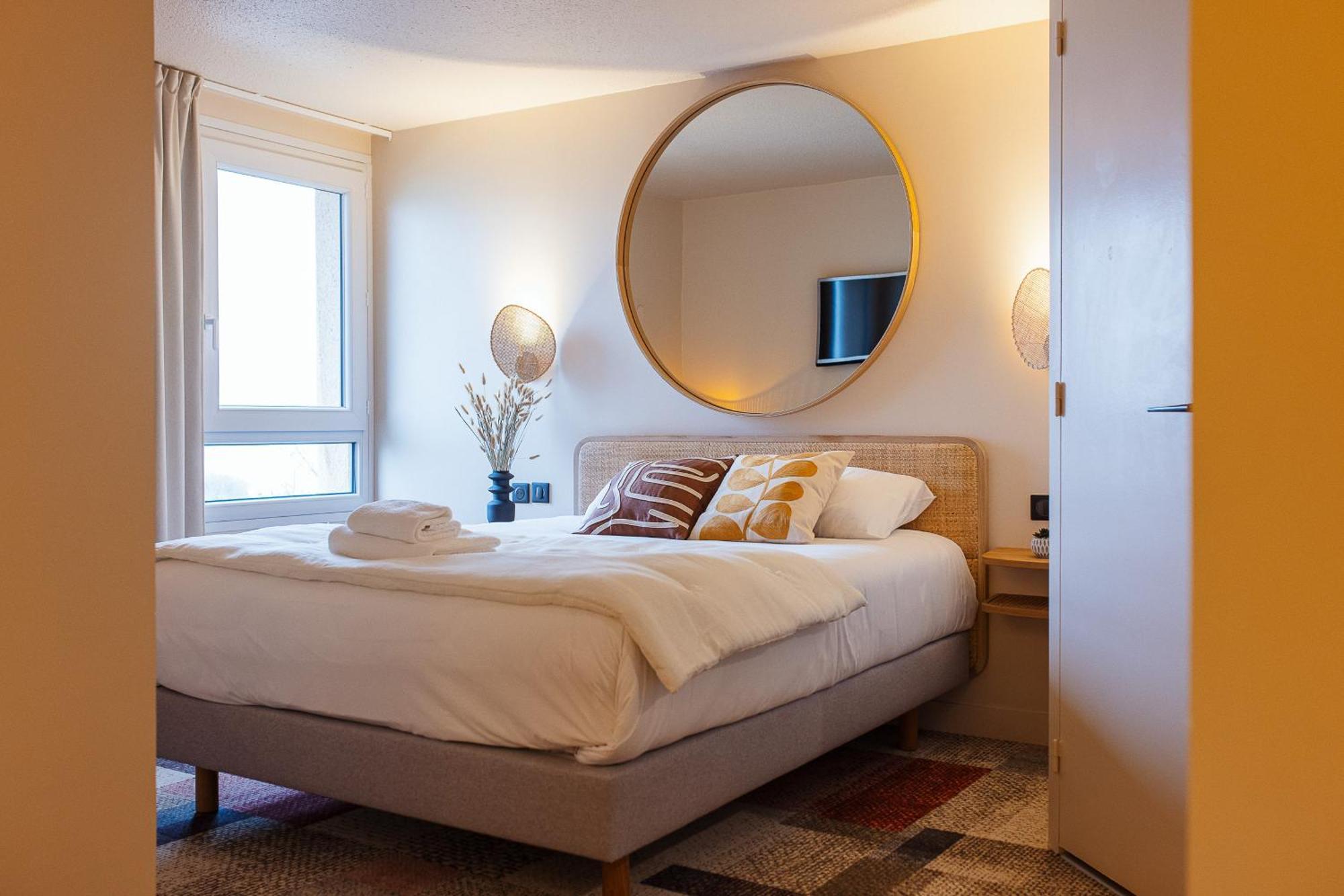 Hotel Bhoma Troyes La Chapelle-Saint-Luc Zewnętrze zdjęcie