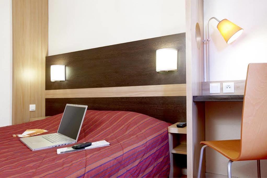 Hotel Bhoma Troyes La Chapelle-Saint-Luc Zewnętrze zdjęcie